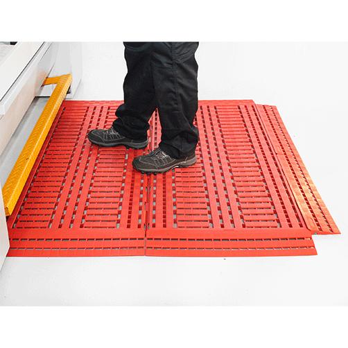 fussbodenrost-Work-Deck-rot-arbeitsplatz